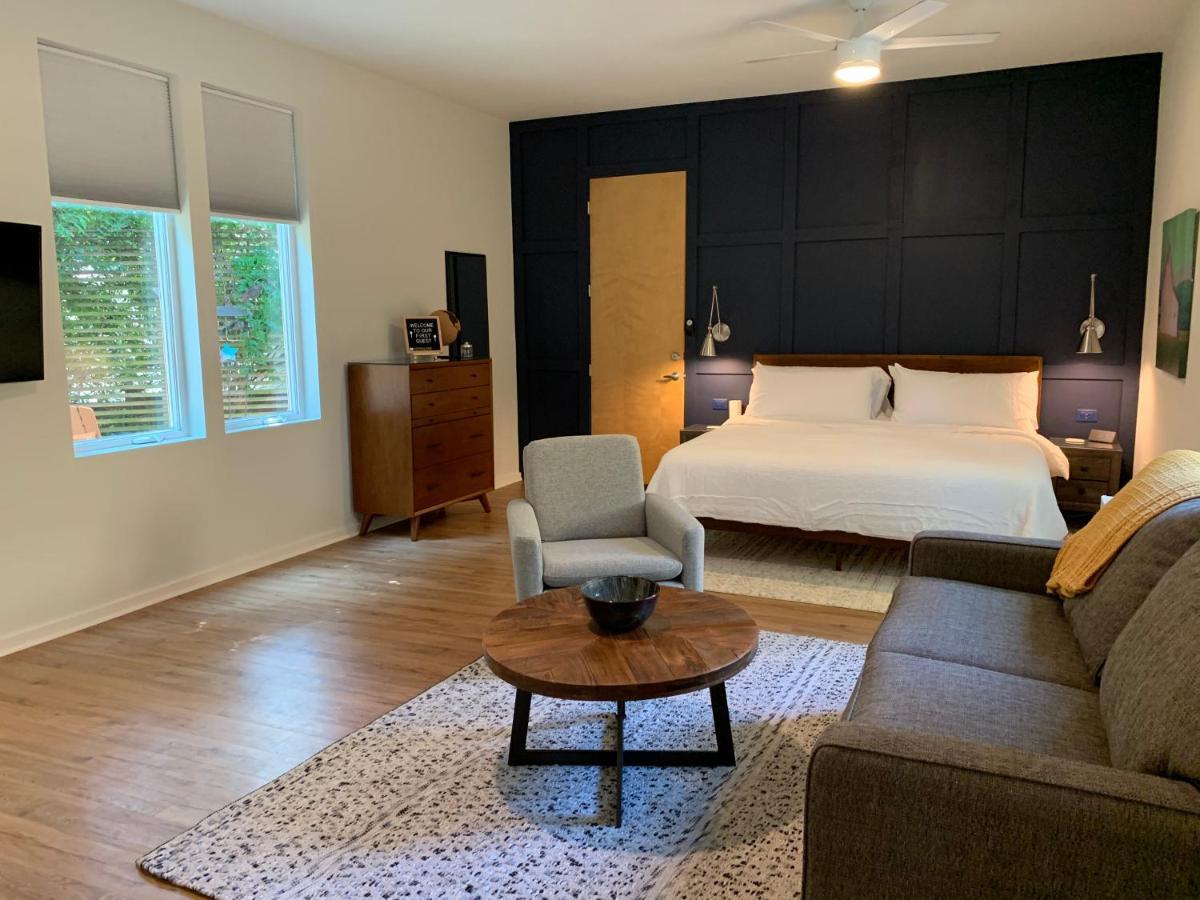 Normalbnb - 2 Blocks From Restaurants, Bars, Hospital Athens Buitenkant foto